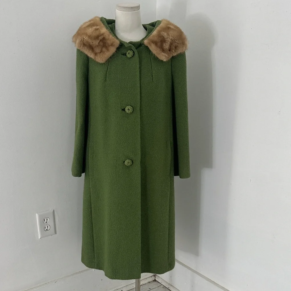 Vintage Green Wool Peacoat With Genuine Mink Collar - Picture 1 of 7